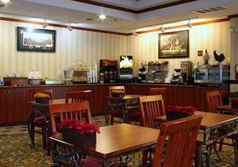 Quality Inn & Suites Ann Arbor Hwy 23 Εξωτερικό φωτογραφία